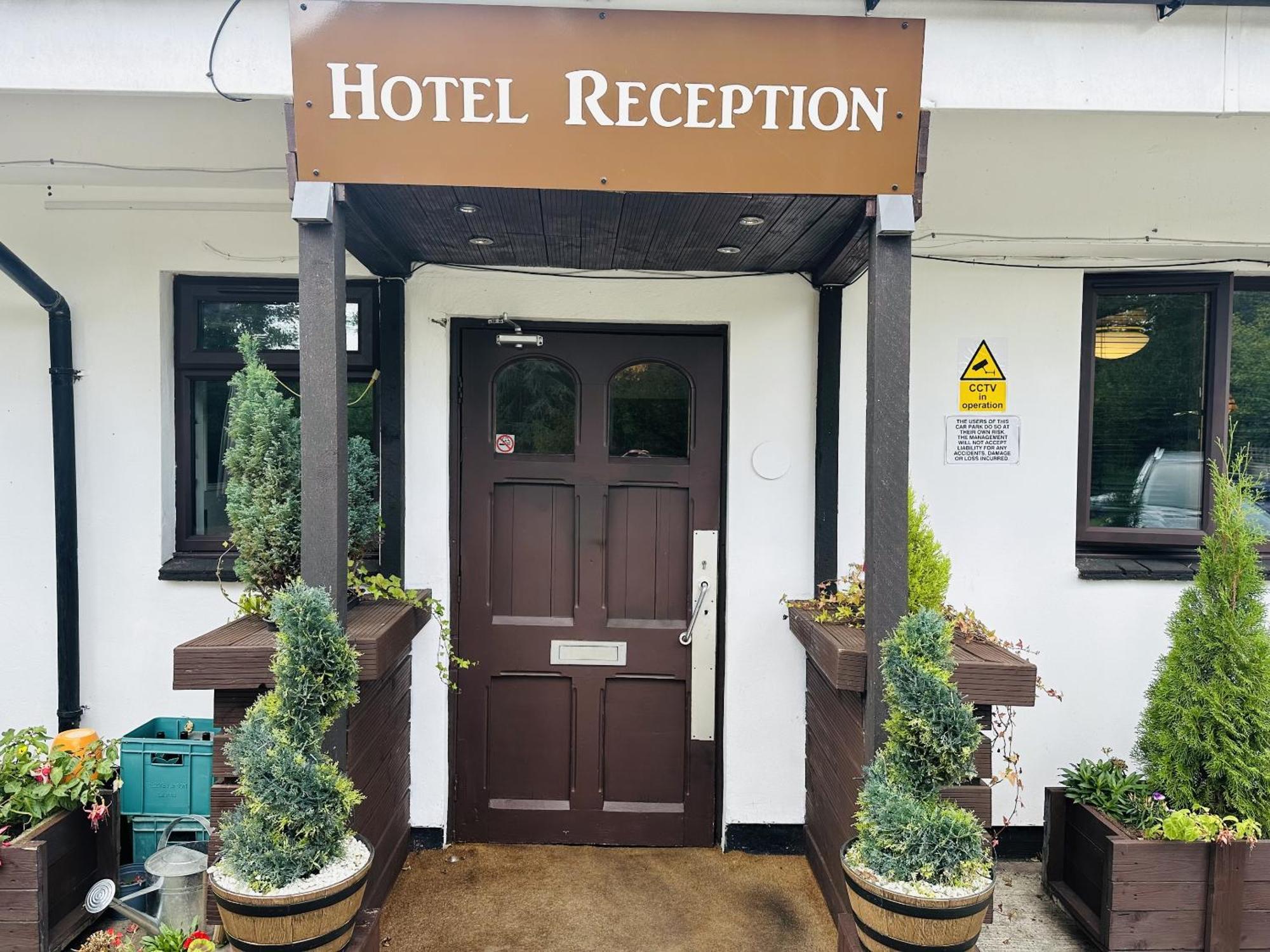 Woodcock Inn Felbridge Eksteriør billede